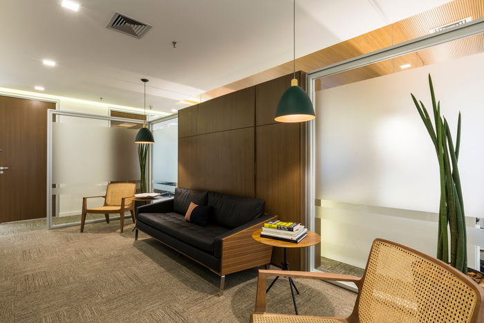 空調(diào)口對著辦公臺(tái)辦公室風(fēng)水好不好